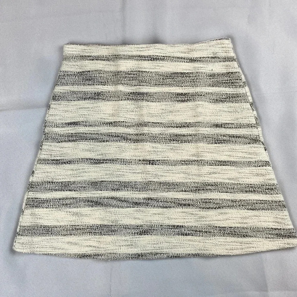 NWT TopShop Tweed Striped Zip Mini Skirt Size 2 NWT - Picture 1 of 6